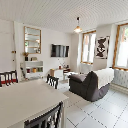 Apartmán Sky, T3 Rénové, Wifi, 4 Personnes Bagnères-de-Luchon